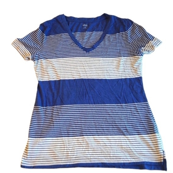 A.N.A. Short Sleeve Tee Shirt with V Neck - Picture 1 of 3